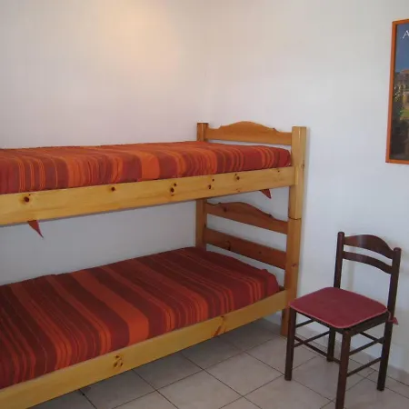 3 Pieces Avec Piscine A Saint-cyprien - 6 Couchages - Fr-1-106-59 Apartment *