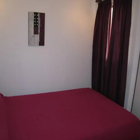 Apartment 3 Pieces Avec Piscine A Saint-cyprien - 6 Couchages - Fr-1-106-59 *